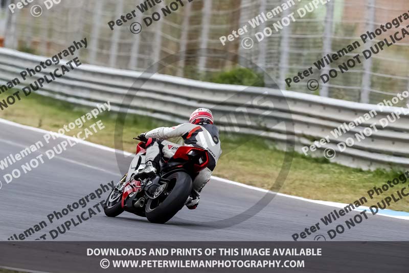 estoril;event digital images;motorbikes;no limits;peter wileman photography;portugal;trackday;trackday digital images